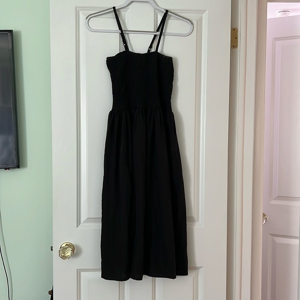 Boohoo Women Shirred Sleeve Midi Dress US size 8 Adjustable Spaghetti Straps